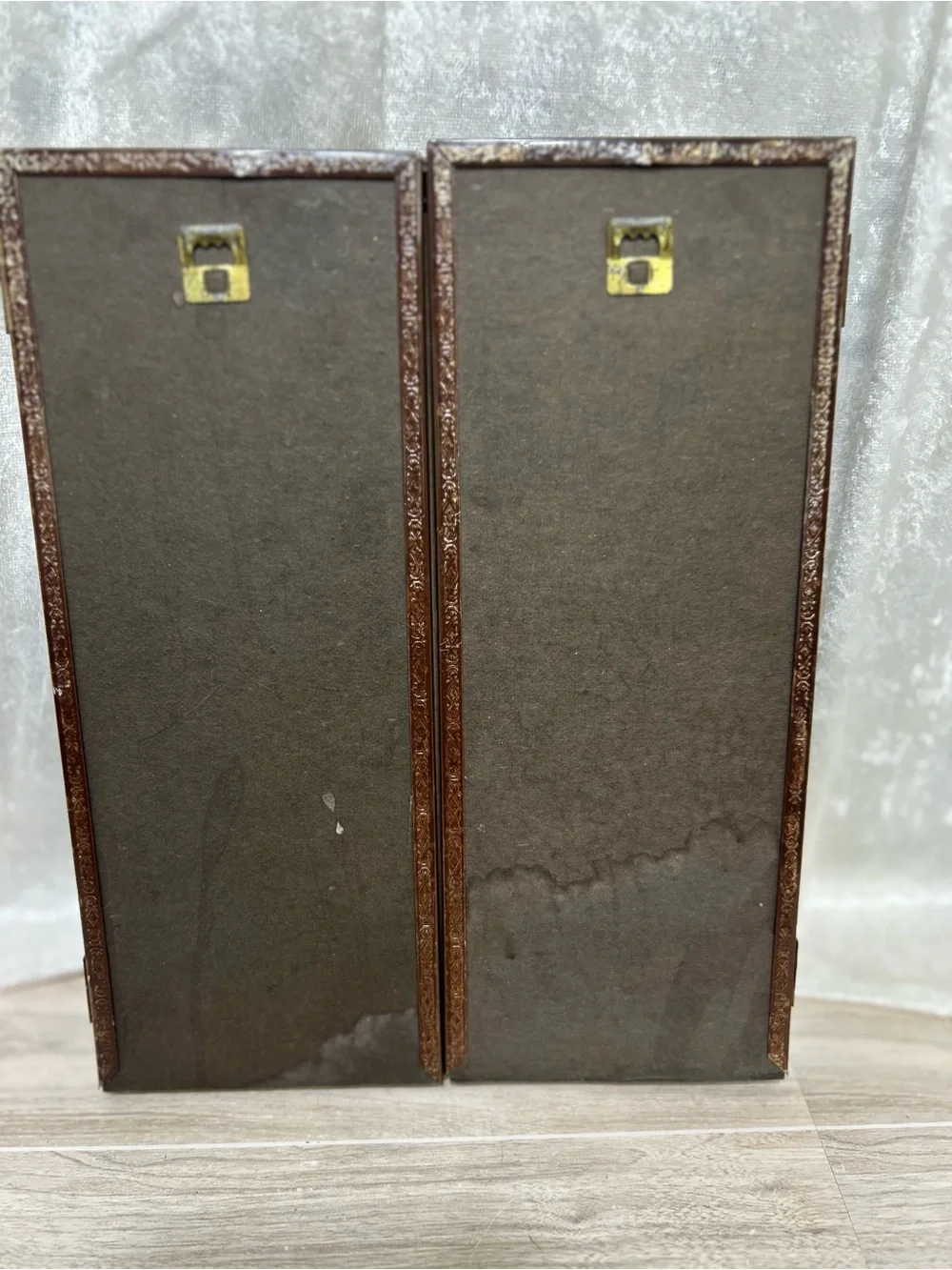 Vintage Ornate Trifold 5 Photo Picture Frame Folding Brown Gold Tone 16”